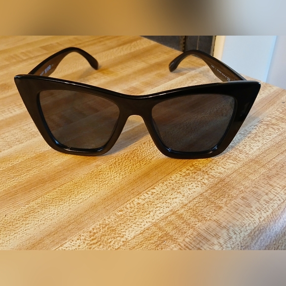 Kurt Geiger Black Cat-Eye Sunglasses - Picture 4 of 8
